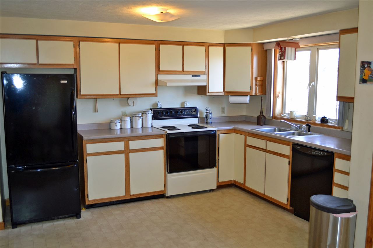 124 Middle Winchendon Road Rindge, NH 03461 - Photo 6 of 21