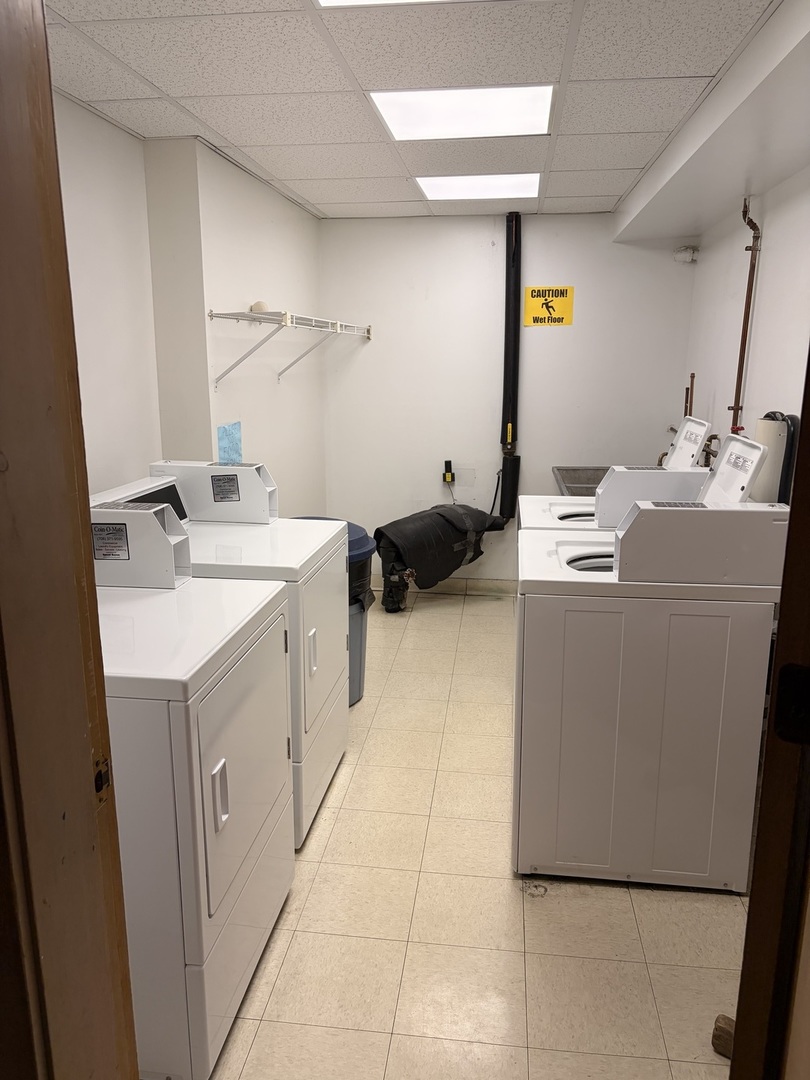 8808 45th Place, Unit 2 Brookfield, IL 60513 - Photo 12 of 14