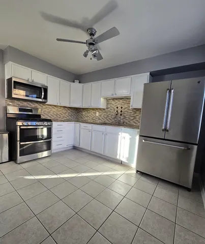 $1,500 | 8808 45th Place, Unit 2, Brookfield, IL 60513