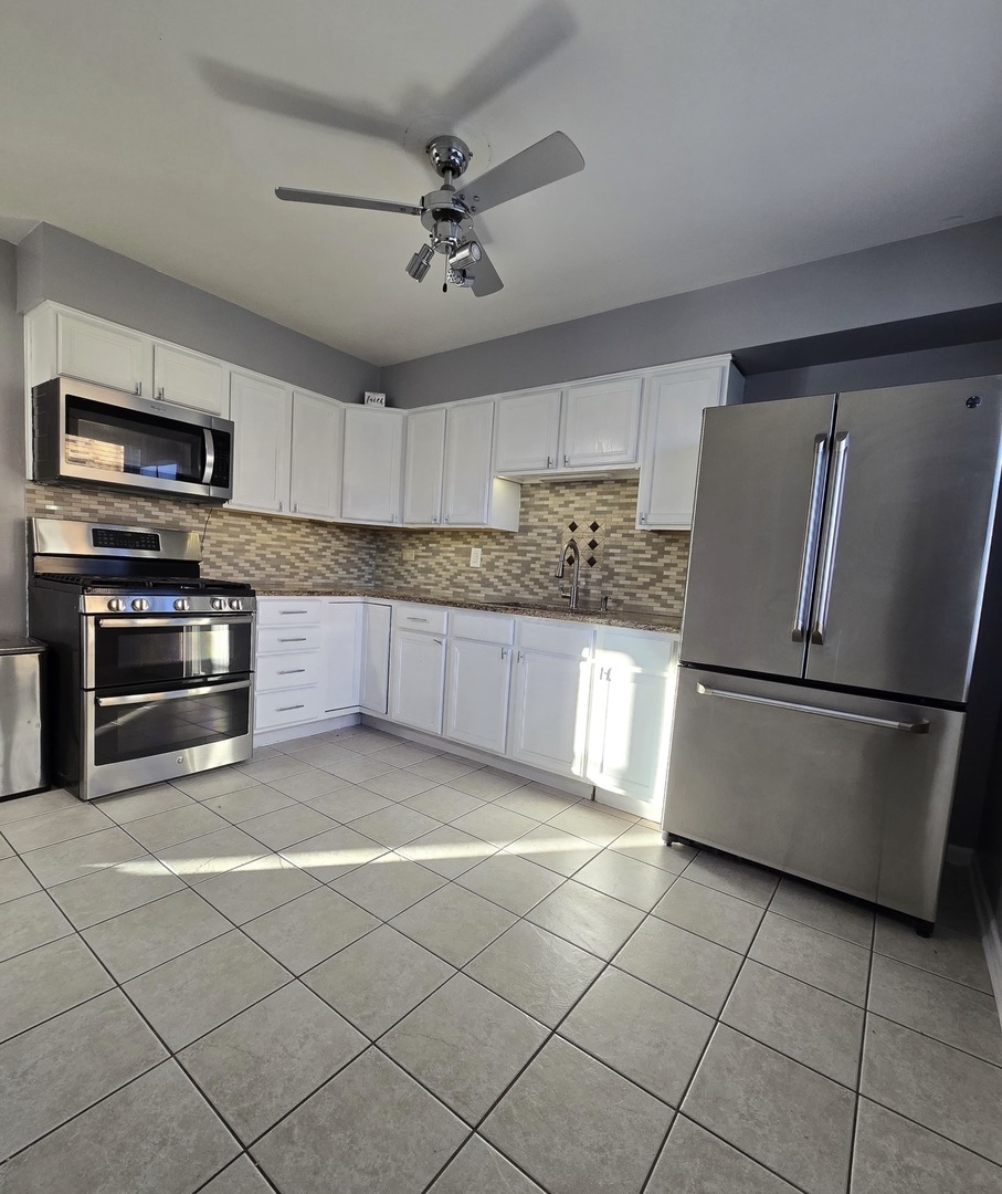 8808 45th Place, Unit 2 Brookfield, IL 60513 - Photo 13 of 14