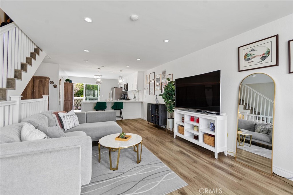 102 Monterey Boulevard Hermosa Beach, CA 90254 - Photo 6 of 28