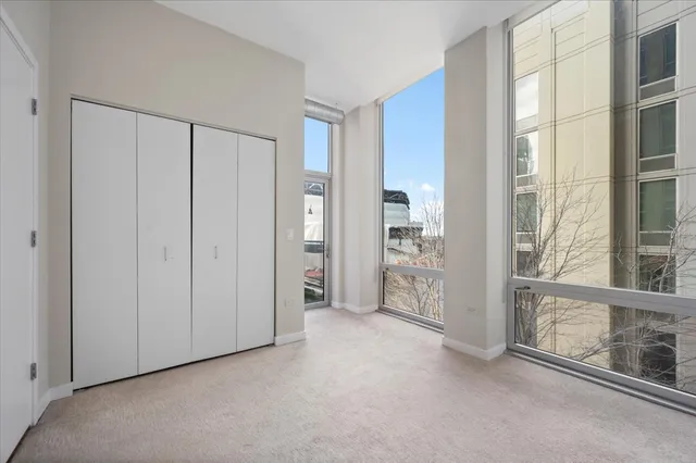 $474,900 | 700 North Larrabee Street, Unit 301, Chicago, IL 60654