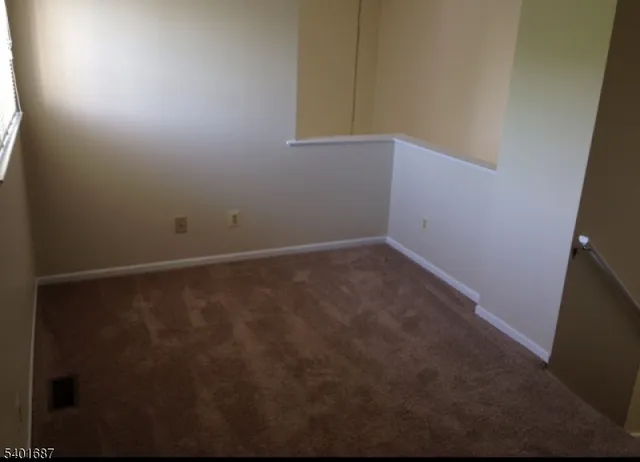 $410,000 | 16 Stevens Court, Bedminster, NJ 07921