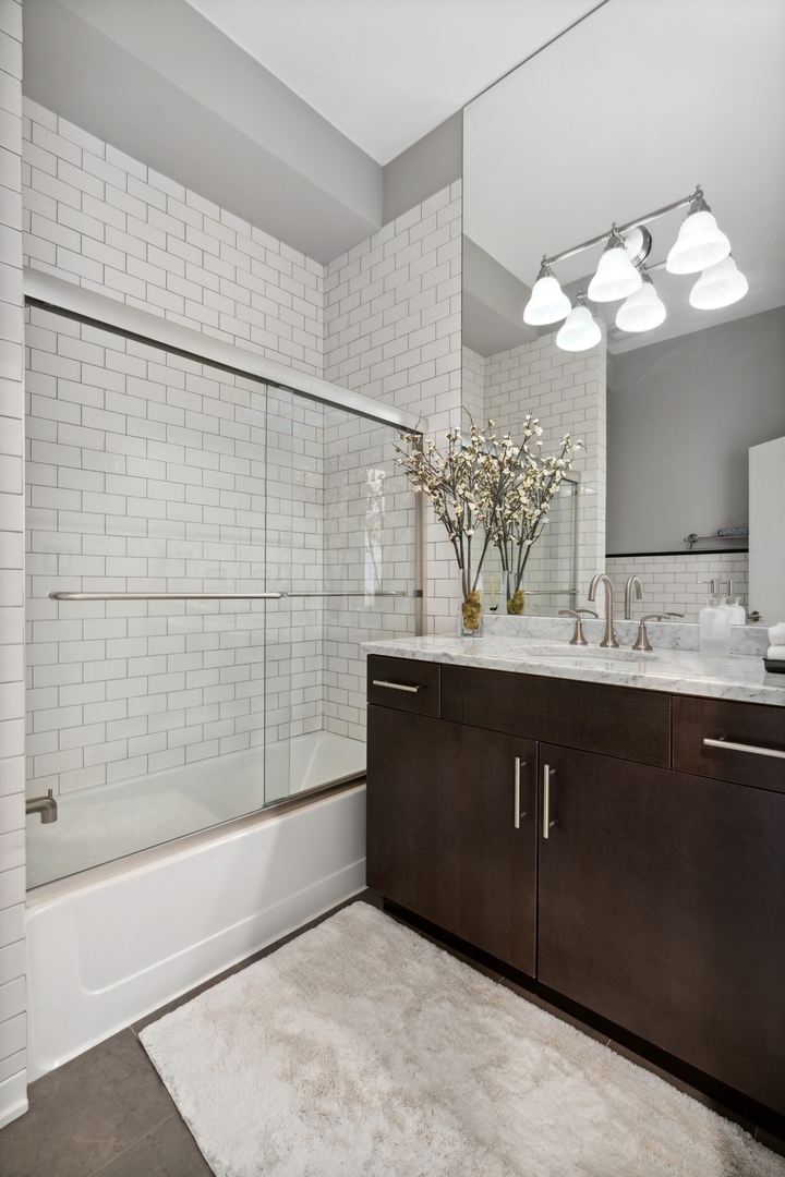 1741 West Division Street, Unit 201 Chicago, IL 60622 - Photo 22 of 27
