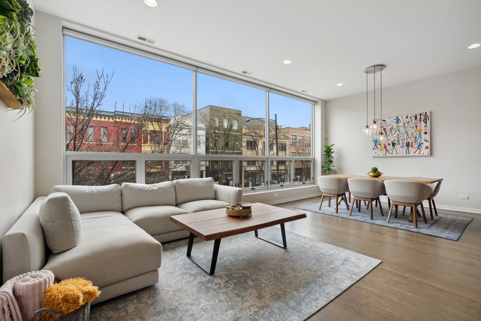 1741 West Division Street, Unit 201 Chicago, IL 60622 - Photo 4 of 27