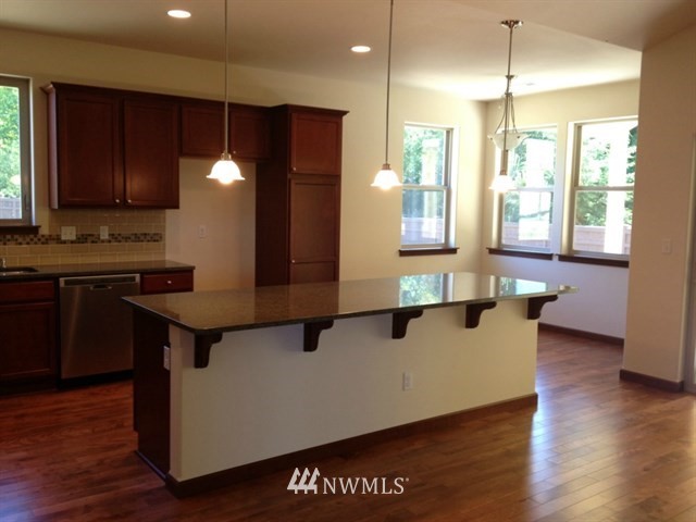 1201 Chestnut Loop Mount Vernon, WA 98274 - Photo 6 of 8 Gallery Image 6