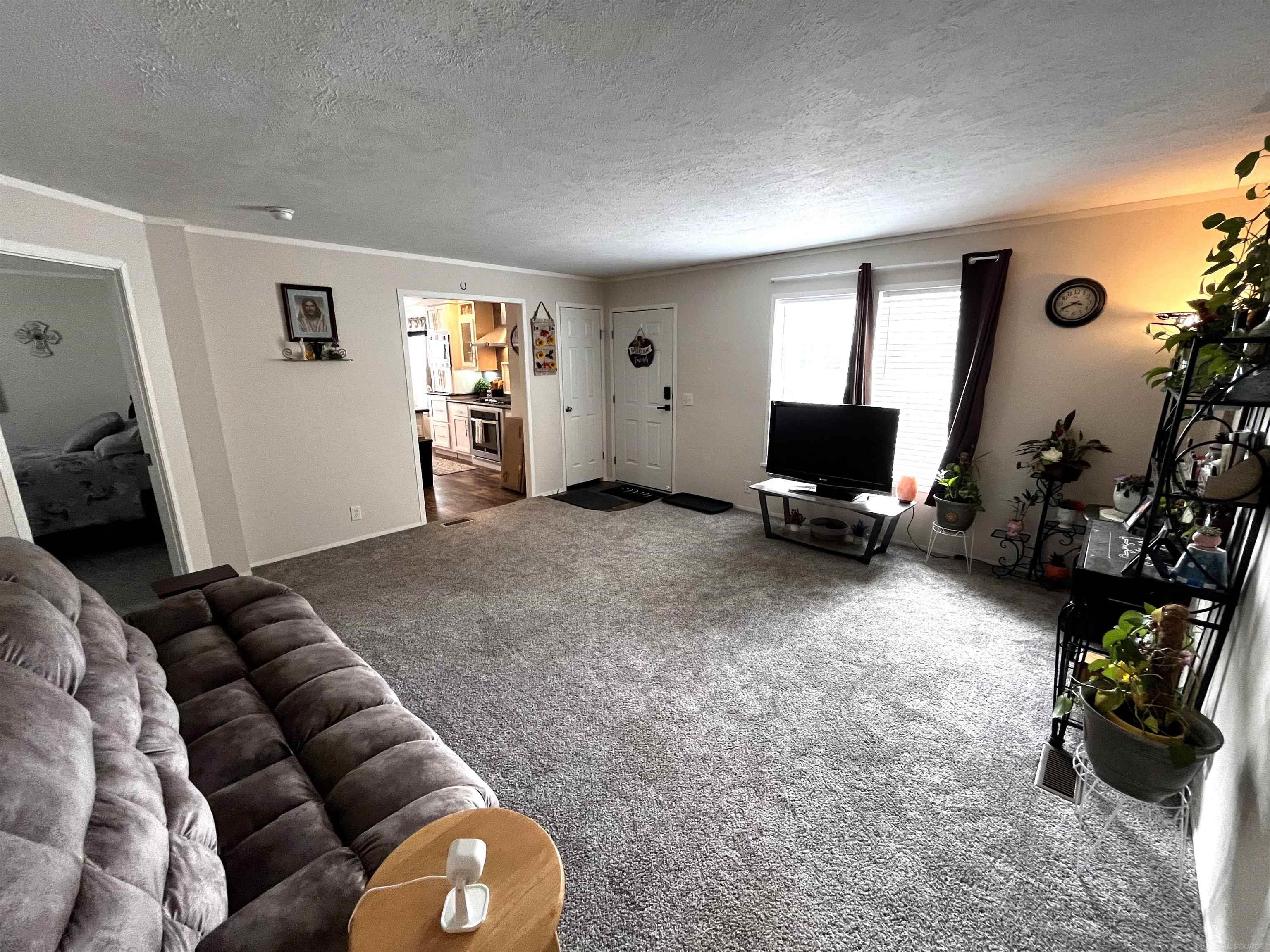 563 Allen Road Milan, MI 48160 - Photo 17 of 34 50220371-a0dafbcf-04f0-4581-a141-3fab2a11c250.JPG