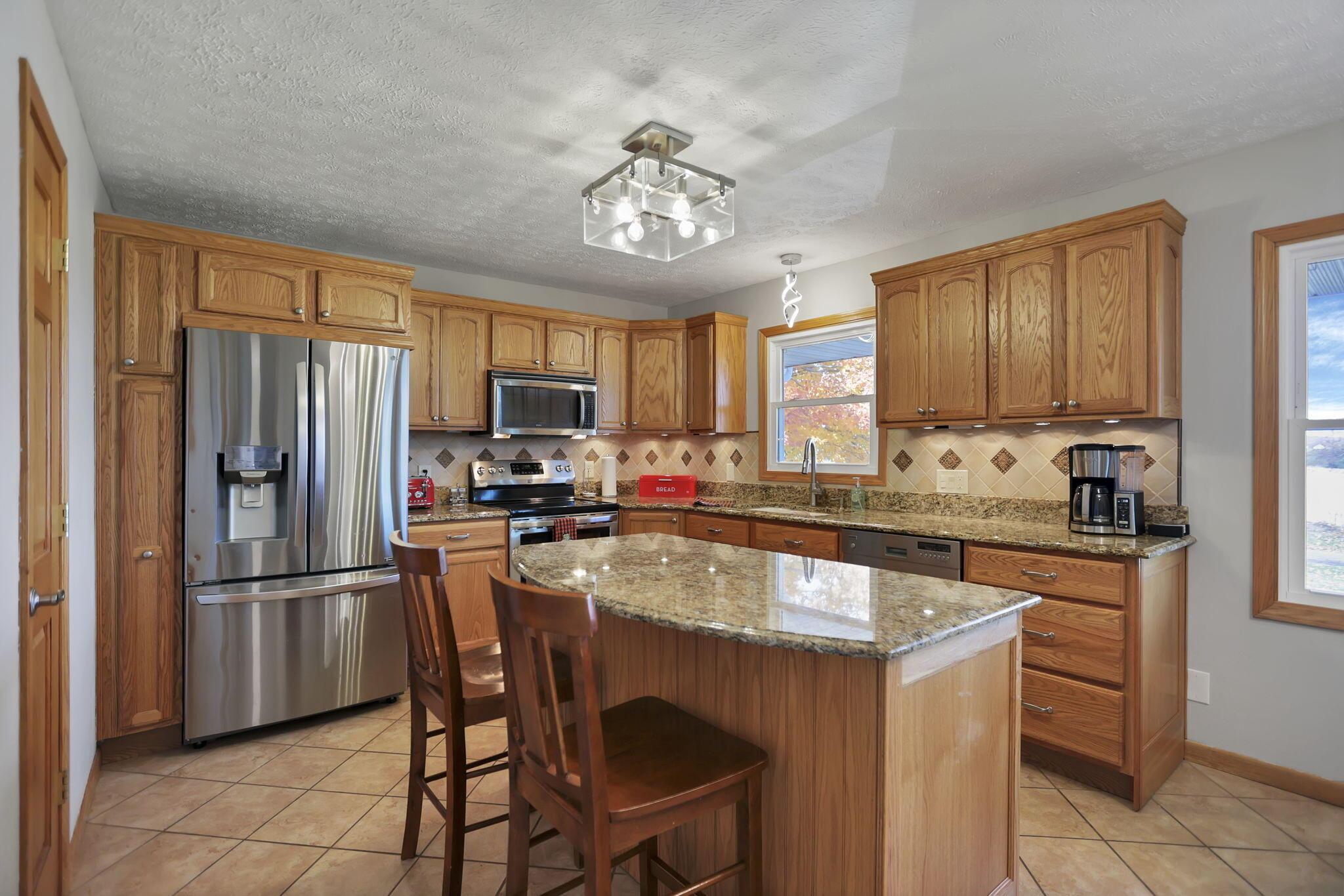 8624 Stewart Road Northeast Newark, OH 43055 - Photo 18 of 105 27-web-or-mls-BS5A9825