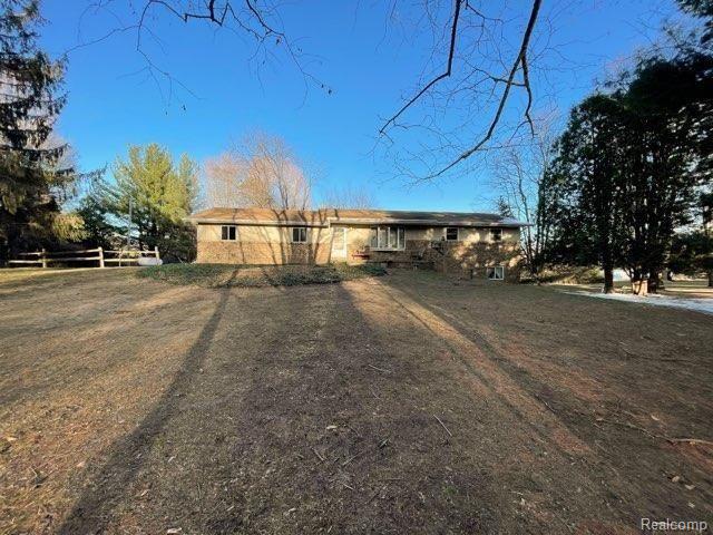 8561 Fostoria Road Fostoria, MI 48435 - Photo 2 of 3 IMG_5306.jpg
