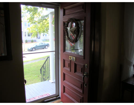 8 Barnard Road Worcester, MA 01605 - Photo 2 of 13 Gallery Image 2