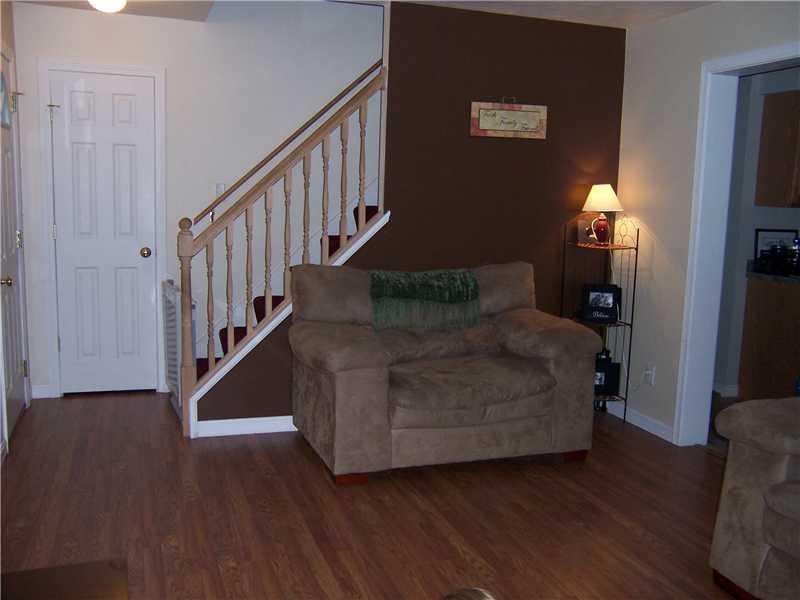 409 Chicopee Road Buxton, ME 04093 - Photo 4 of 15 Living Room.