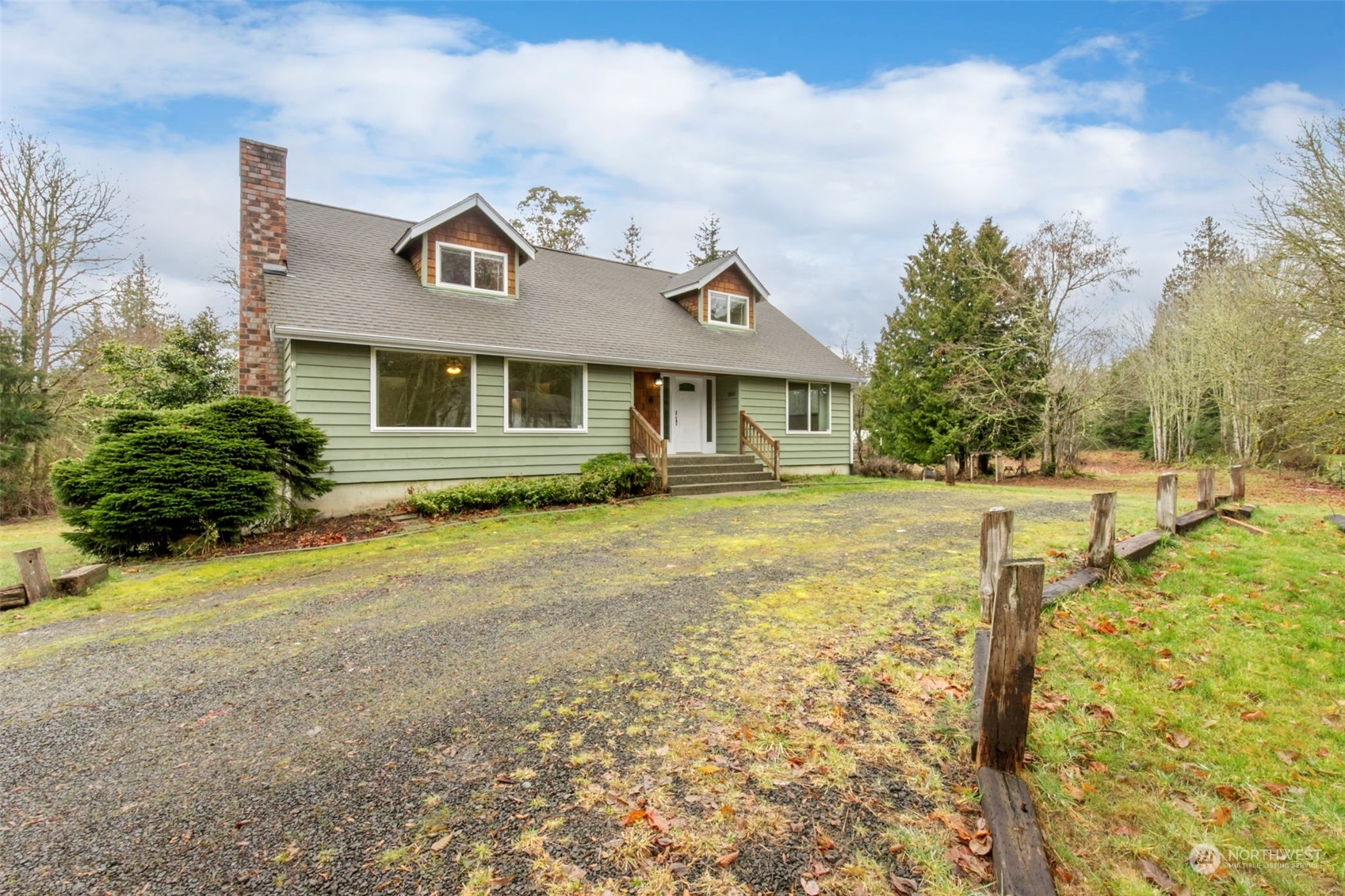 1935 Mountain View Road East Port Orchard, WA 98366 - Photo 1 of 30 Gallery Image 1