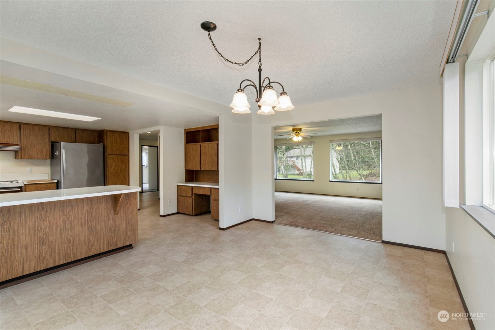 1935 Mountain View Road East Port Orchard, WA 98366 - Photo 6 of 30 Gallery Image 6