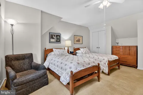 $1,100,000 | 8216 Inverness Hollow Terrace, Potomac, MD 20854