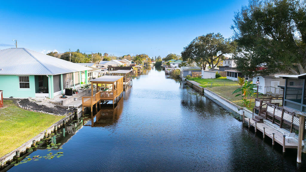 1020 4th Street Okeechobee, FL 34974 - Photo 5 of 31 DJI_20241216161720_0237_D - Copy