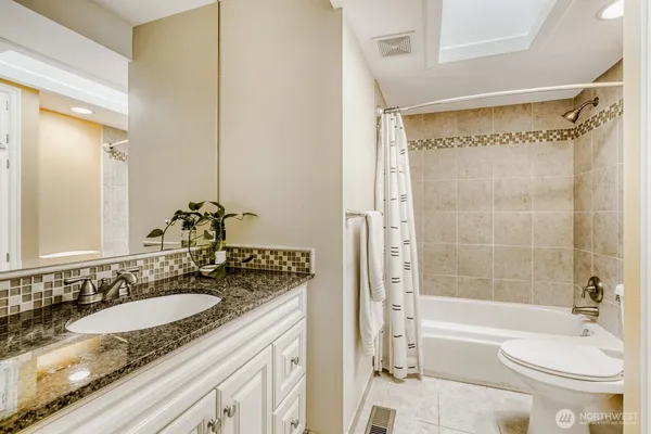 $1,298,000 | 16717 Northeast 18th Street, Bellevue, WA 98008