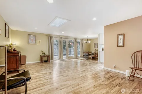 $1,350,000 | 16717 Northeast 18th Street, Bellevue, WA 98008