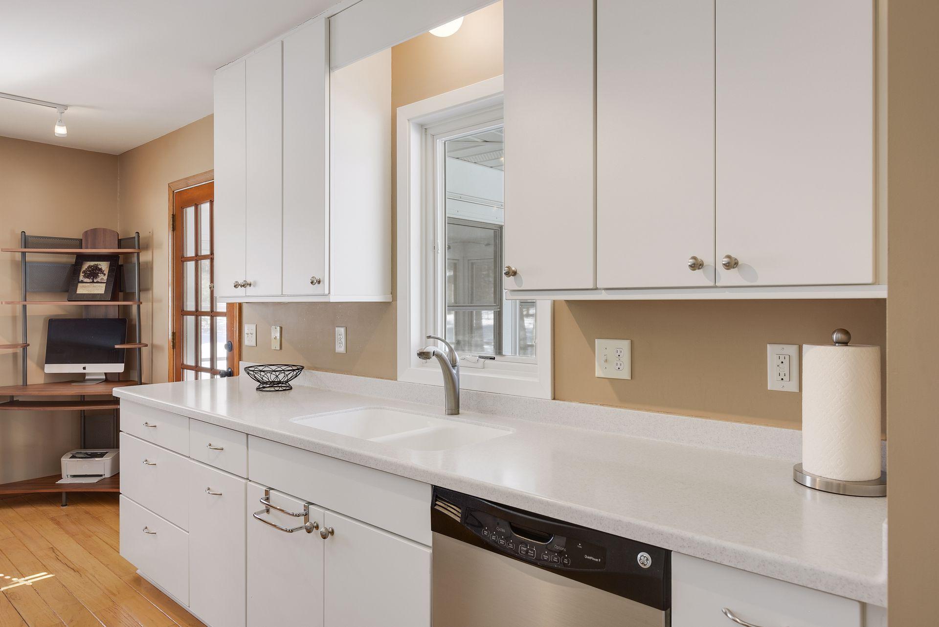 5020 Birch Road Minnetonka, MN 55345 - Photo 16 of 77 Gallery Image 16