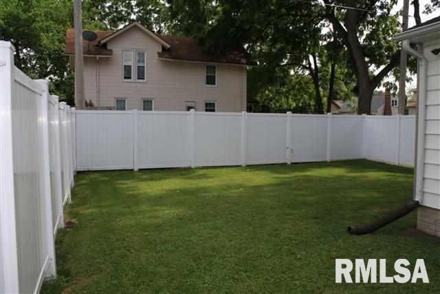 2419 Jersey Ridge Road Davenport, IA 52803 - Photo 23 of 24 Gallery Image 23