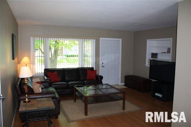 2419 Jersey Ridge Road Davenport, IA 52803 - Photo 3 of 24 Gallery Image 3