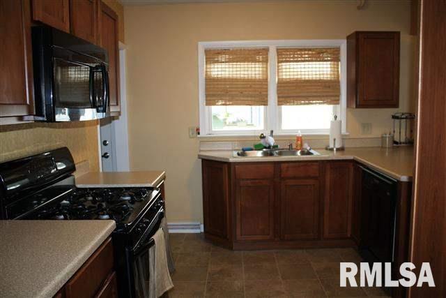 2419 Jersey Ridge Road Davenport, IA 52803 - Photo 10 of 24 Gallery Image 10