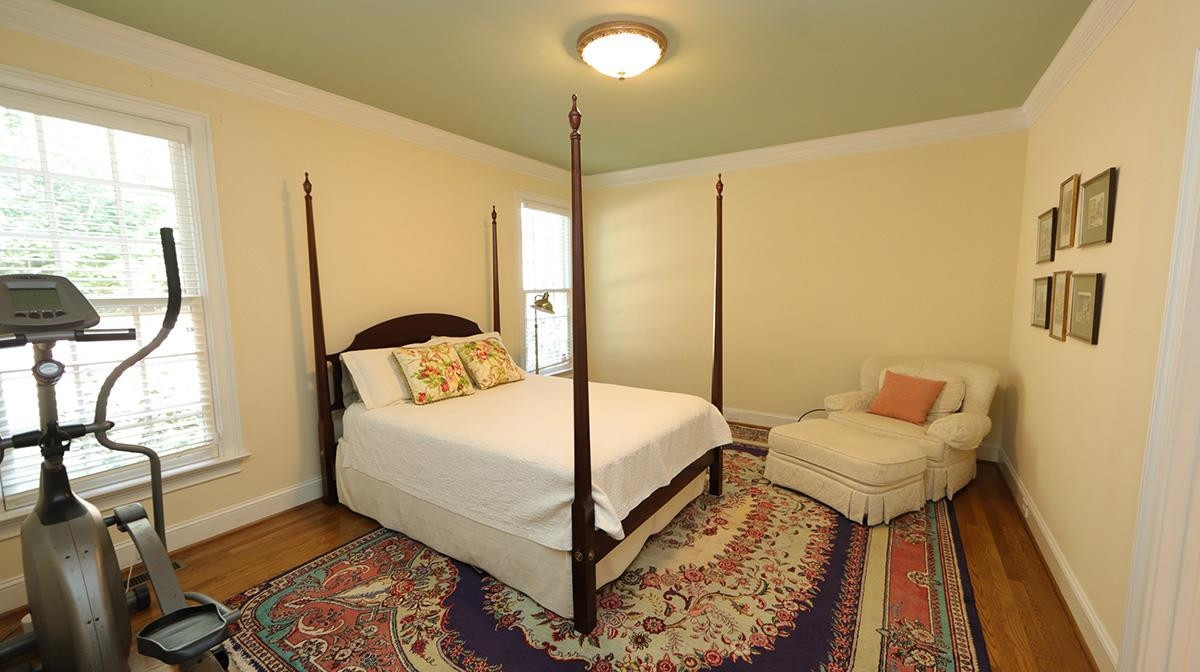 2815 Exeter Circle Raleigh, NC 27608 - Photo 13 of 23 Photo 13