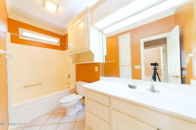 $279,000 | 902 Oak Trail, Canton, MS 39046