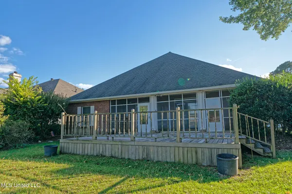 $274,900 | 902 Oak Trail, Canton, MS 39046