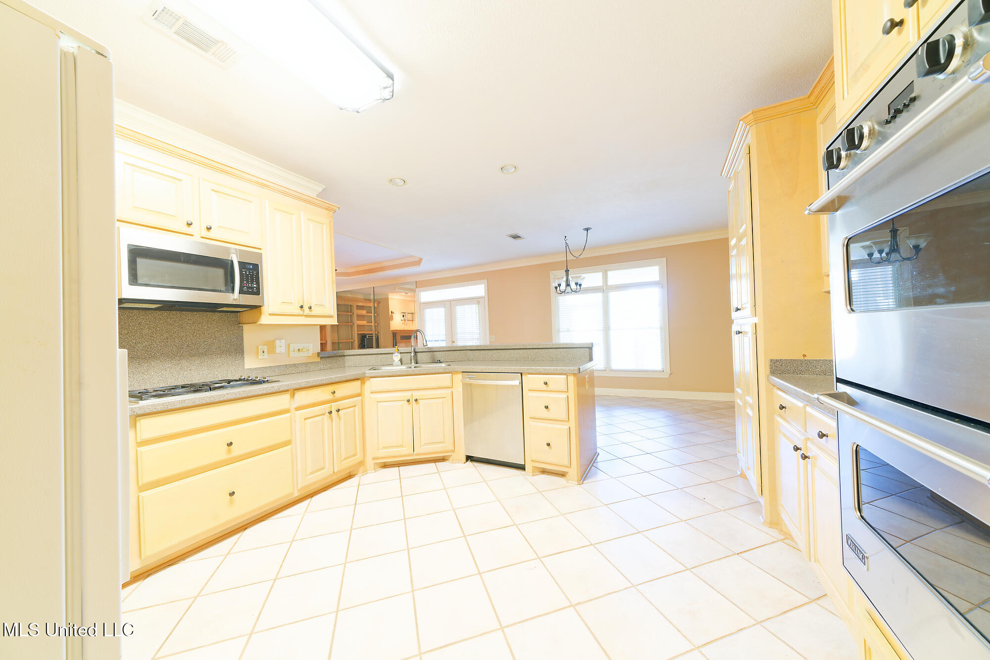 902 Oak Trail Canton, MS 39046 - Photo 10 of 24 DSC01212_DxO