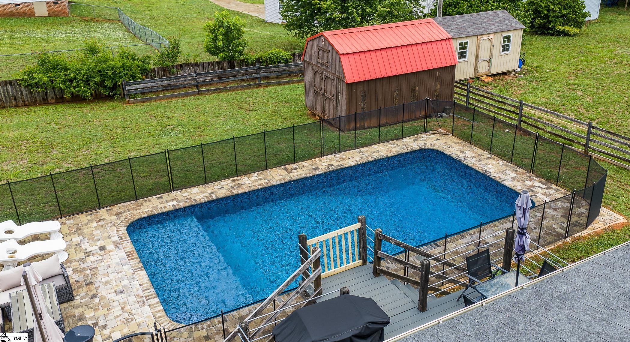 247 Perry Road Greer, SC 29651 - Photo 3 of 41