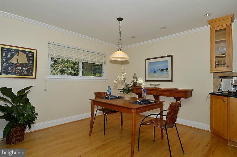 129 Sumner Road Annapolis, MD 21401 - Photo 20 of 30 Dining Room