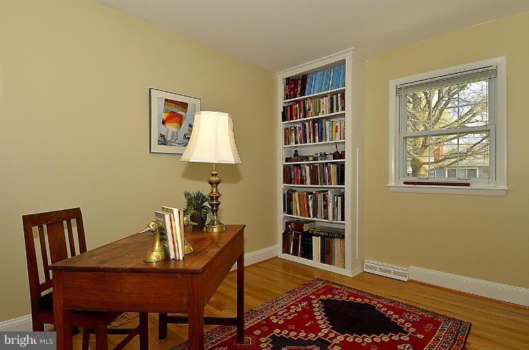 129 Sumner Road Annapolis, MD 21401 - Photo 24 of 30 Bedroom