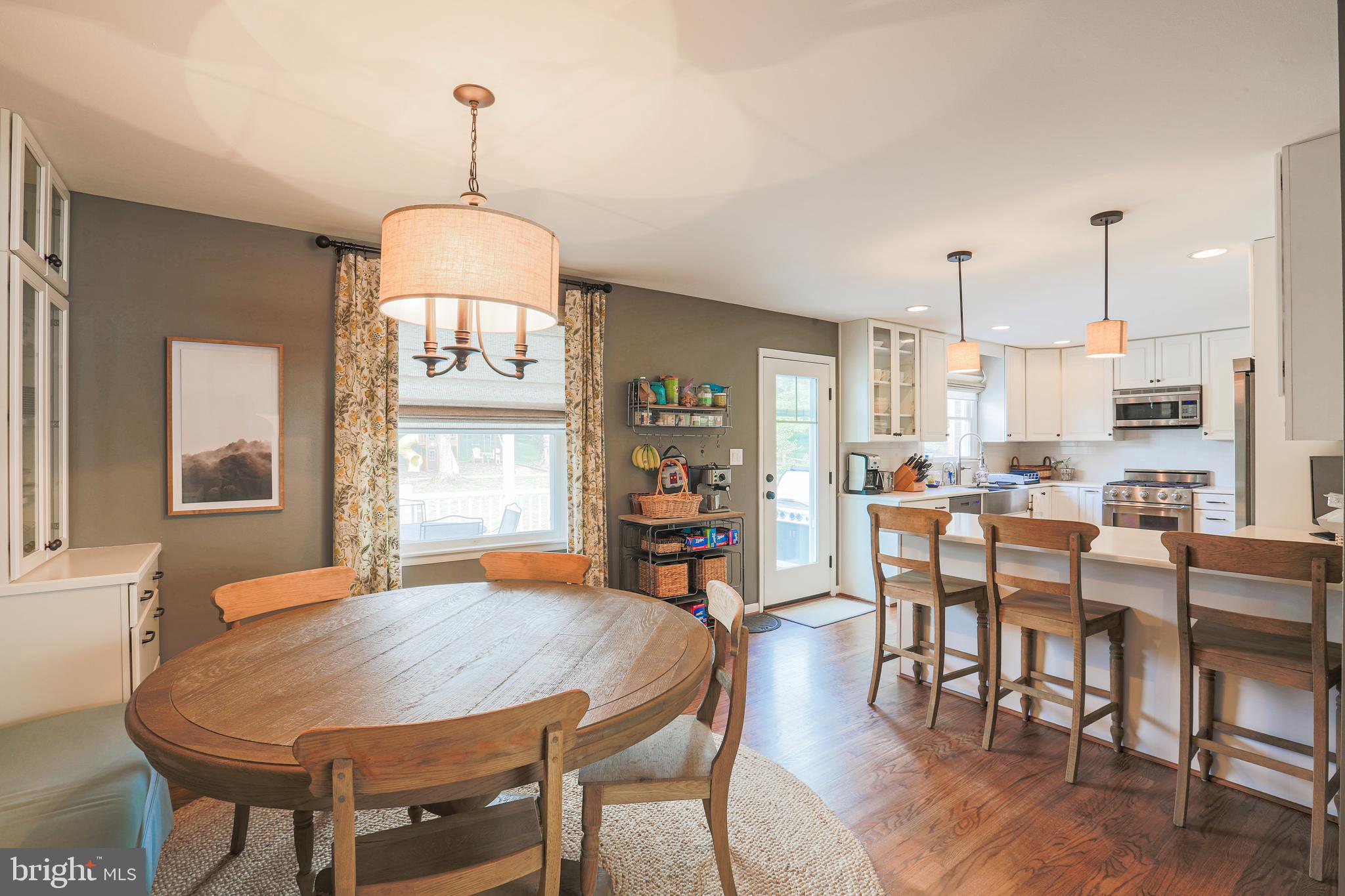 2518 Jonathan Road Ellicott City, MD 21042 - Photo 13 of 52 Dining Area off of the Kitchen