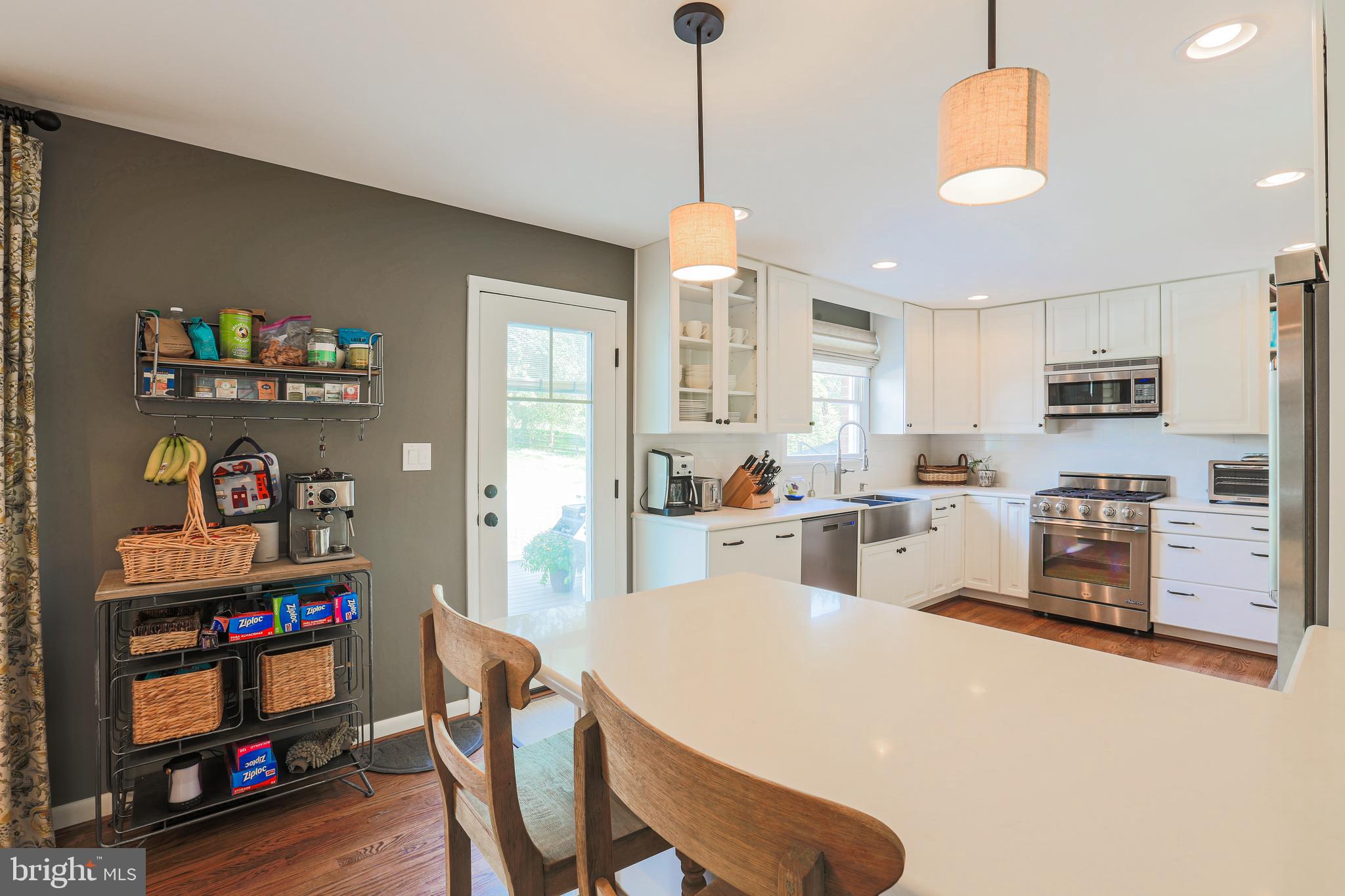 2518 Jonathan Road Ellicott City, MD 21042 - Photo 15 of 52 Expansive Kitchen, White Cabinets, self close