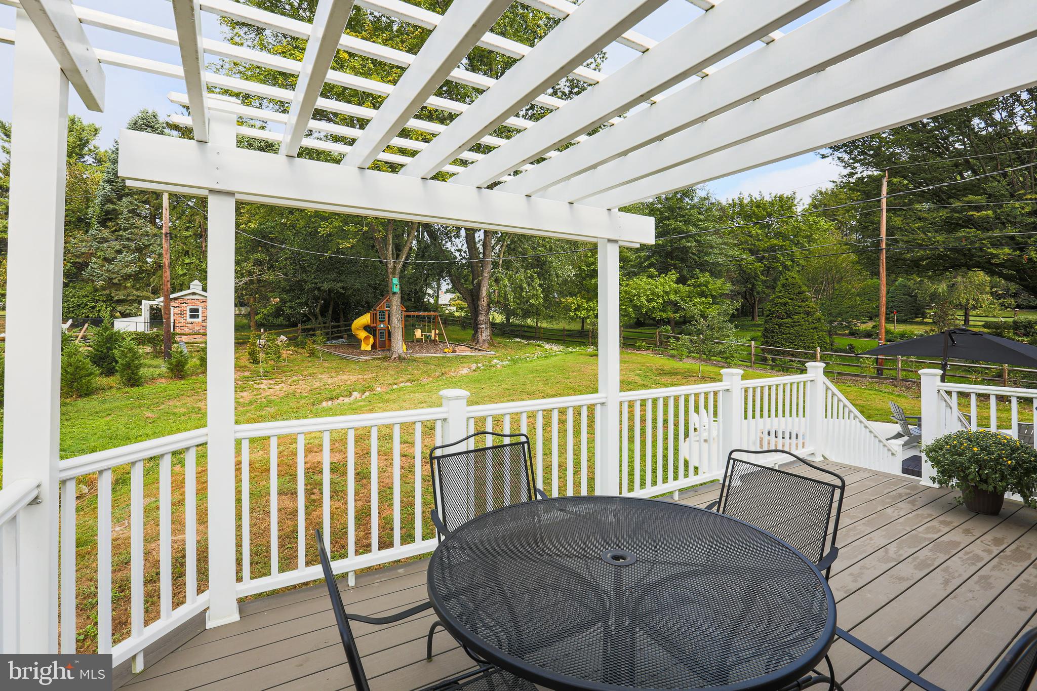 2518 Jonathan Road Ellicott City, MD 21042 - Photo 47 of 52 Enjoy a meal & what your pets enjoy the yard space