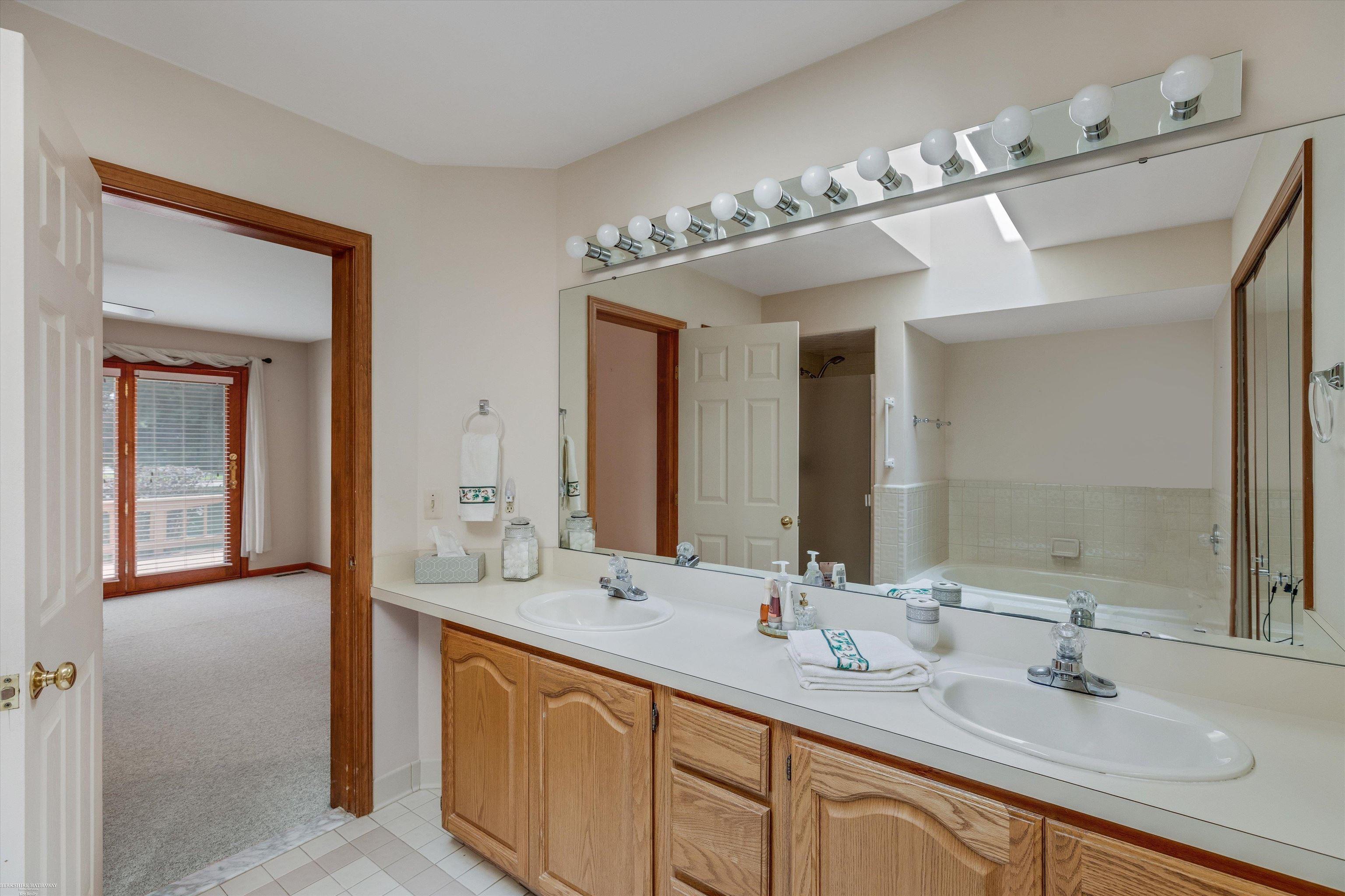 323 Mae Court Romeo, MI 48065 - Photo 19 of 34