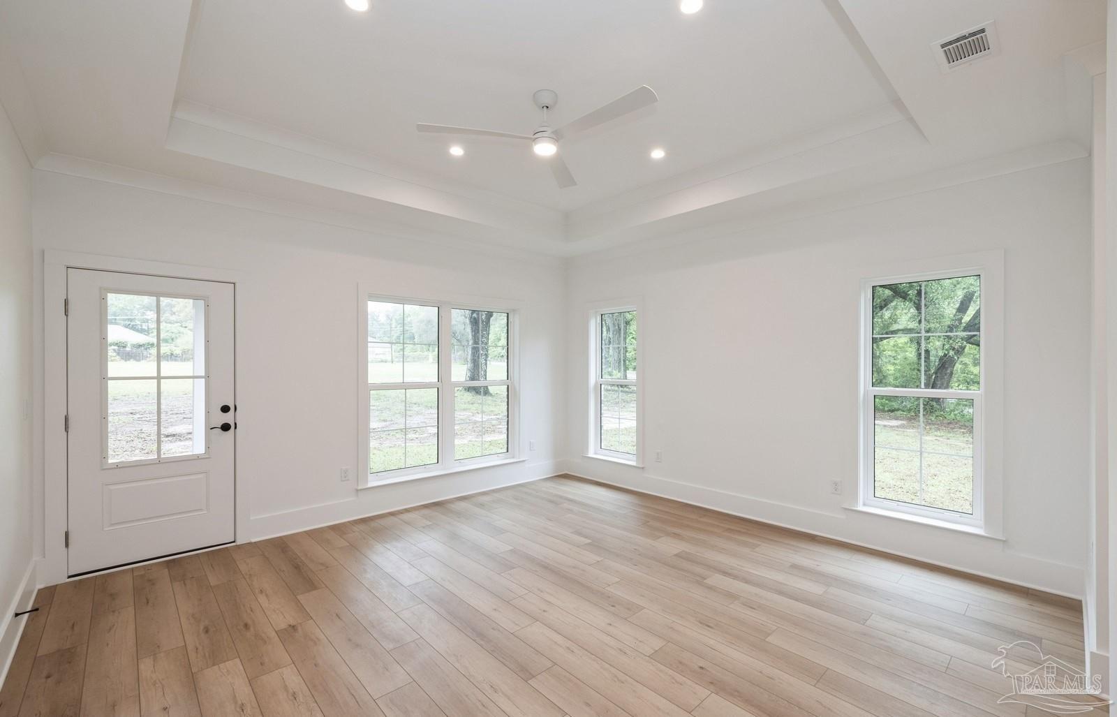 8810 Jernigan Road Pensacola, FL 32514 - Photo 14 of 28 Gallery Image 14