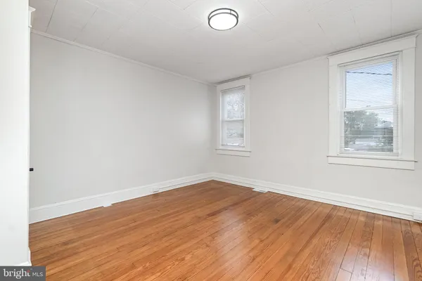 $2,250 | 3822 6th Street, Baltimore, MD 21225