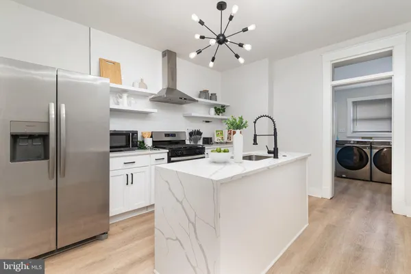 $2,250 | 3822 6th Street, Baltimore, MD 21225