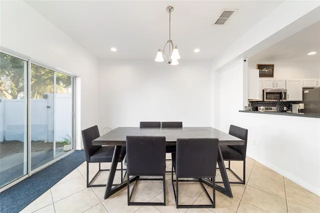 $339,000 | 5094 Northeast 122nd Boulevard, Oxford, FL 34484