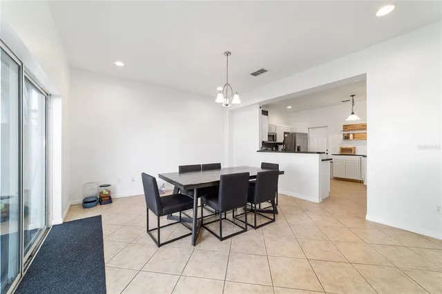 $339,000 | 5094 Northeast 122nd Boulevard, Oxford, FL 34484