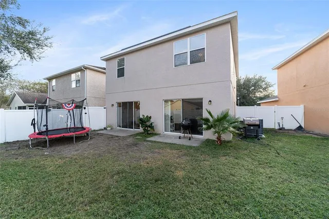 $339,000 | 5094 Northeast 122nd Boulevard, Oxford, FL 34484