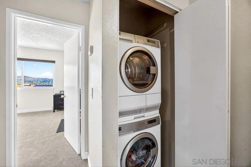 10810 Riderwood Terrace, Unit C Santee, CA 92071 - Photo 20 of 37
