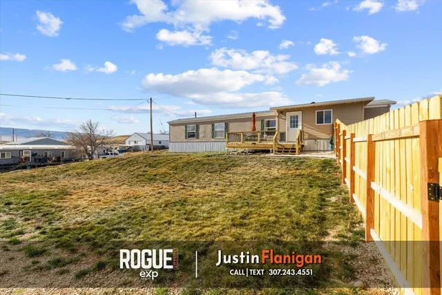 $178,000 | 5277 West Buick Street, Mills, WY 82604