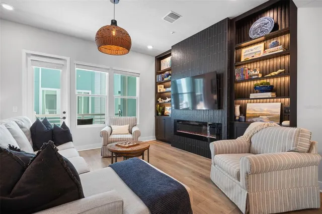 $769,900 | 2843 1st Avenue South, St. Petersburg, FL 33712