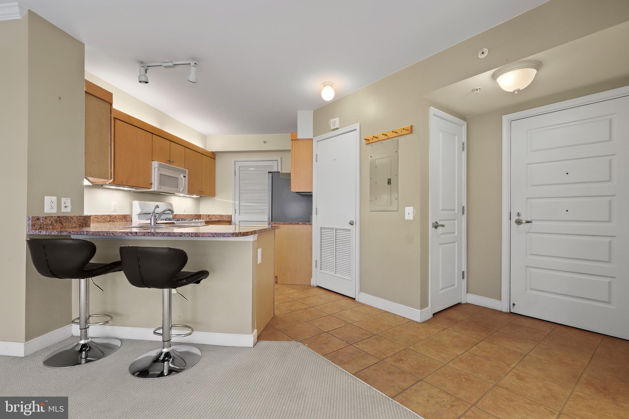 616 E Street Northwest, Unit 1005 Washington, DC 20004 - Photo 10 of 62