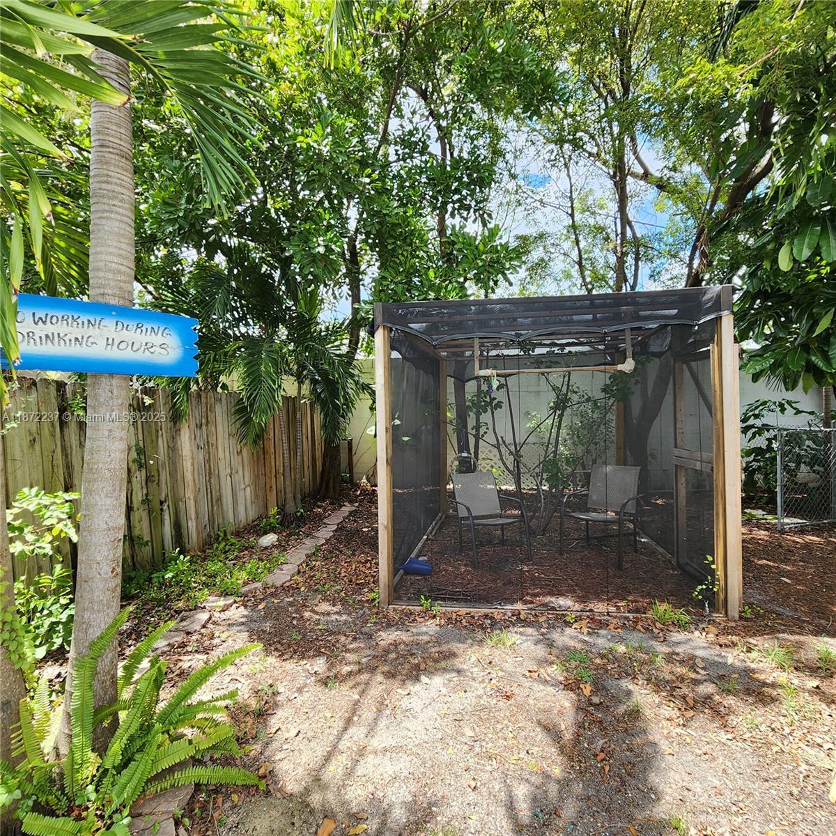 1940 Northeast 31st Court, Unit SOUTH Lighthouse Point, FL 33064 - Photo 7 of 45