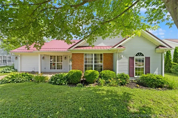 $245,000 | 1105 High Meadow Road, Jeffersonville, IN 47130