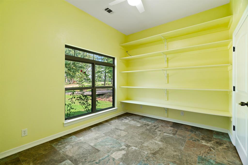 821 County Road Paris, TX 75462 - Photo 15 of 40