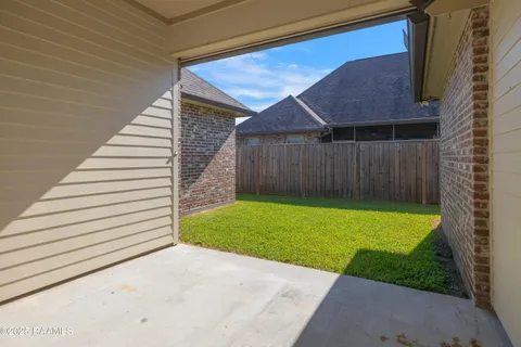 $330,000 | 101 Harton Road, Youngsville, LA 70592